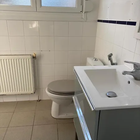House In Away From The Hustle And Bustle Of The Apartmán Lille